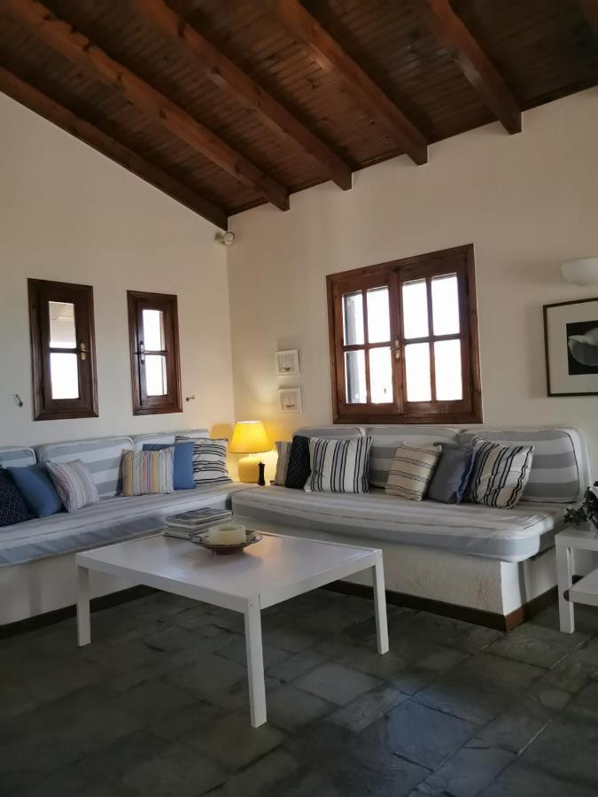 Villa Christina Karfas Exterior foto